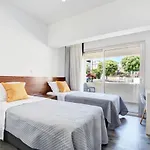 Myhome Delux, 3 Bedroom With Pool Apartment *