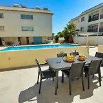 Myhome Delux, 3 Bedroom With Pool Apartment *