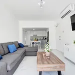 Myhome Delux, 3 Bedroom With Pool * Ayia Napa