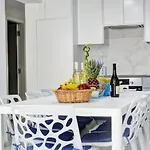 Myhome Delux, 3 Bedroom With Pool * Ayia Napa