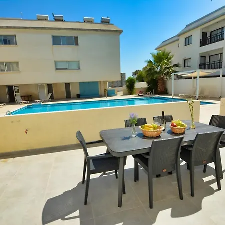 Myhome Delux, 3 Bedroom With Pool Apartament