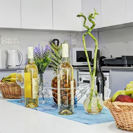 Myhome Delux, 3 Bedroom With Pool Appartement