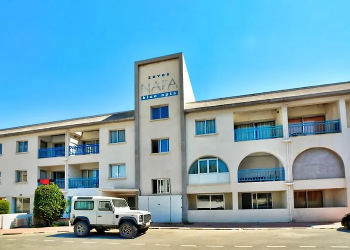 Апартаменты Myhome Delux, 3 Bedroom With Pool