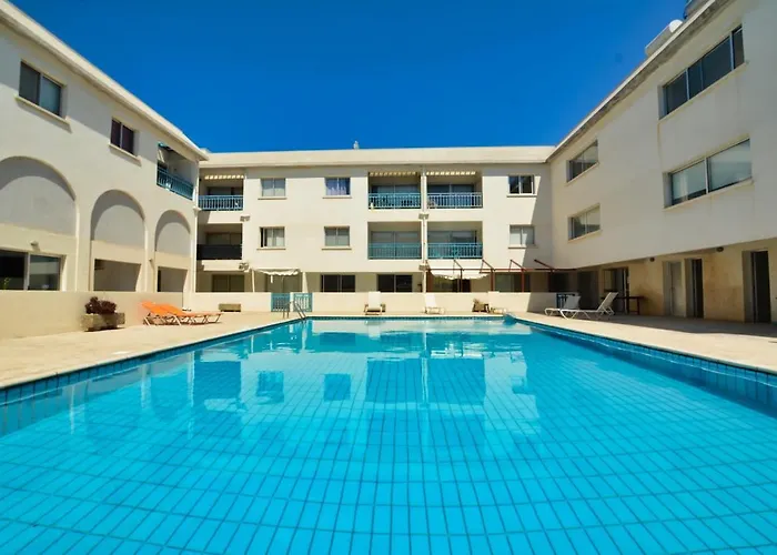 Апартаменты Myhome Delux, 3 Bedroom With Pool