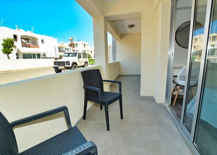 Myhome Delux, 3 Bedroom With Pool Апартаменты Айя-Напа